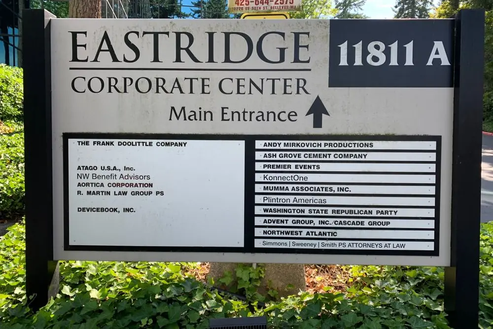 Eastridge Corporate Center sign listing R. Martin Law Group PS at 11811 NE 1st Street, Bellevue